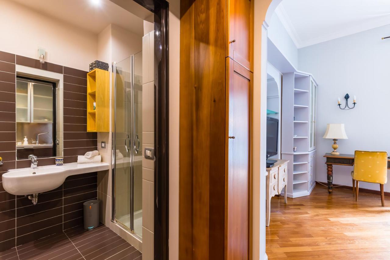 Loft Monte Di Dio Apartment Napoli Bagian luar foto